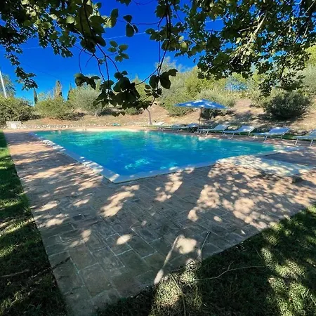 Todi By The Poolsleeps 10exc Poolwalk To Restaurant 05 Kms Todi 5 Kmswifi 4* Petroro
