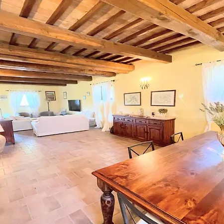 Todi By The Poolsleeps 10exc Poolwalk To Restaurant 05 Kms Todi 5 Kmswifi 4* Petroro