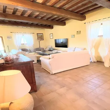 Todi By The Poolsleeps 10exc Poolwalk To Restaurant 05 Kms Todi 5 Kmswifi 4*