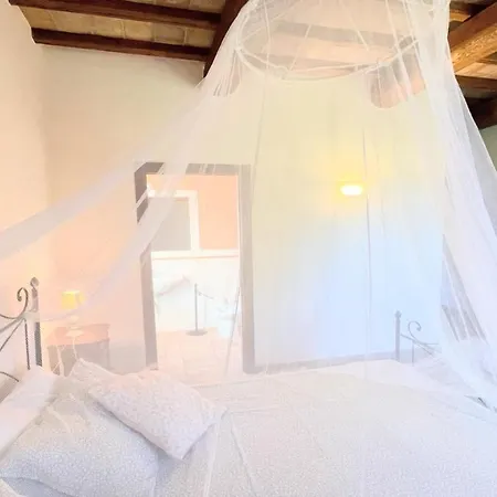 Todi By The Poolsleeps 10exc Poolwalk To Restaurant 05 Kms Todi 5 Kmswifi Hotel Petroro