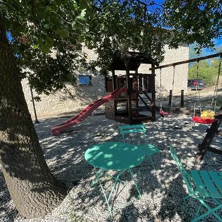 Todi By The Poolsleeps 10exc Poolwalk To Restaurant 05 Kms Todi 5 Kmswifi 4*