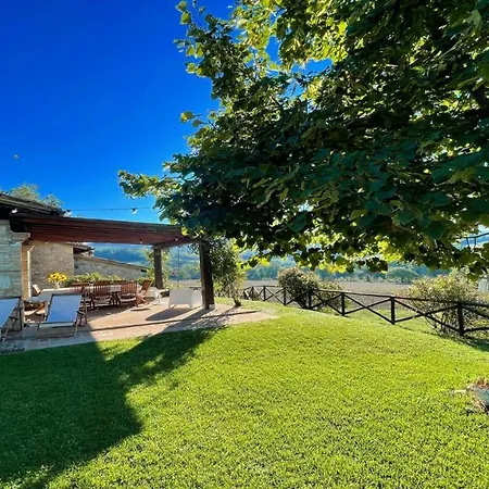 Todi By The Poolsleeps 10exc Poolwalk To Restaurant 05 Kms Todi 5 Kmswifi Hotel