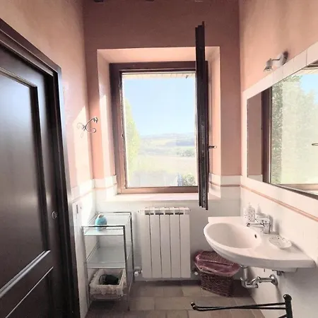 Todi By The Poolsleeps 10exc Poolwalk To Restaurant 05 Kms Todi 5 Kmswifi Hotel Petroro