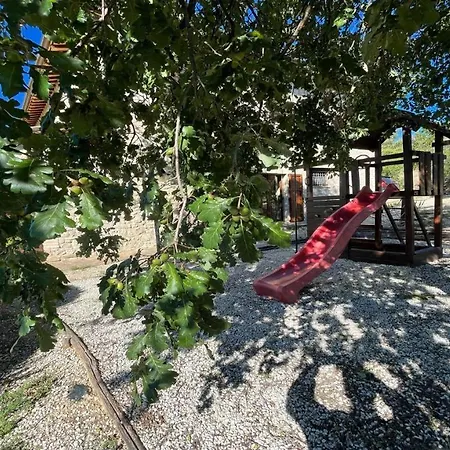 Todi By The Poolsleeps 10exc Poolwalk To Restaurant 05 Kms Todi 5 Kmswifi 4*